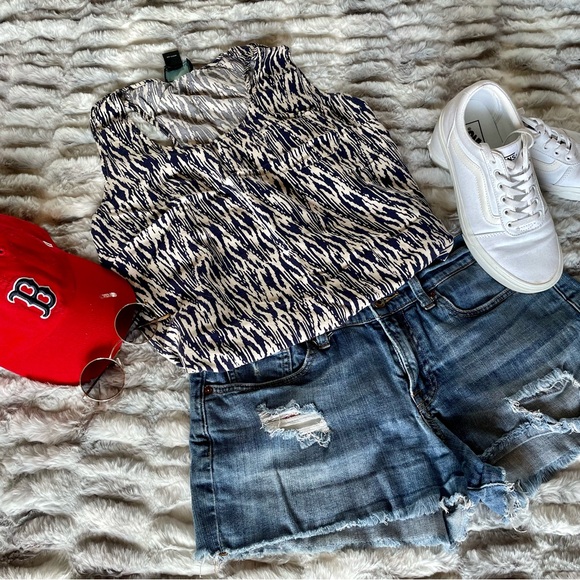 Blue tribal print tank top by Cynthia Rowley. Size XL - Picture 4 of 8